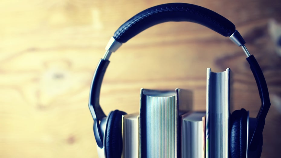 Hörbuch-Apps: Die wichtigsten Flatrate-Anbieter für Hörbücher im Vergleich. (Foto: Shutterstock) Hörbuch-Apps: Die beliebtesten Anbieter zum Streamen und Downloaden im Vergleich