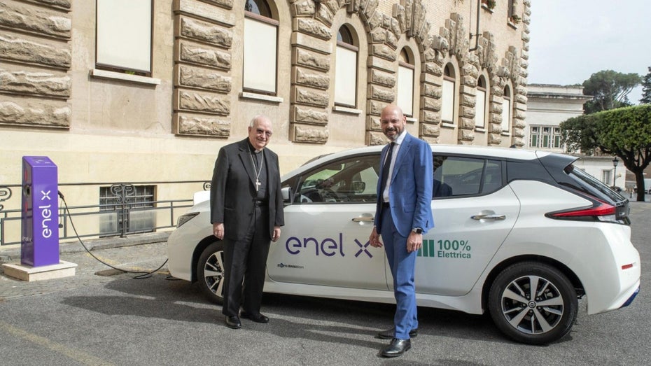 Papamobil: Selbst der Vatikan will auf Elektroautos umstellen