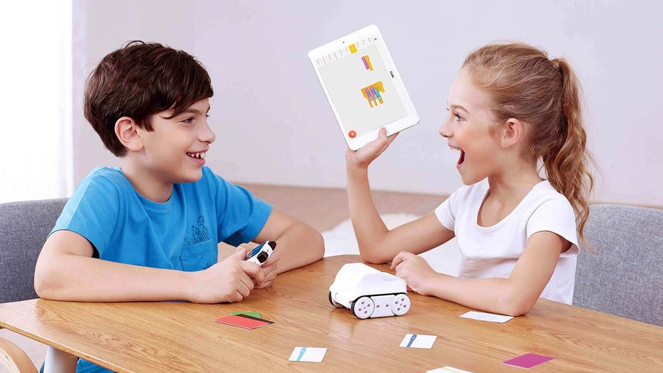 Geschenke zu Weihnachten: 7 spannende Gadgets für Kinder Geschenke zu Weihnachten: 7 spannende Gadgets für Kinder