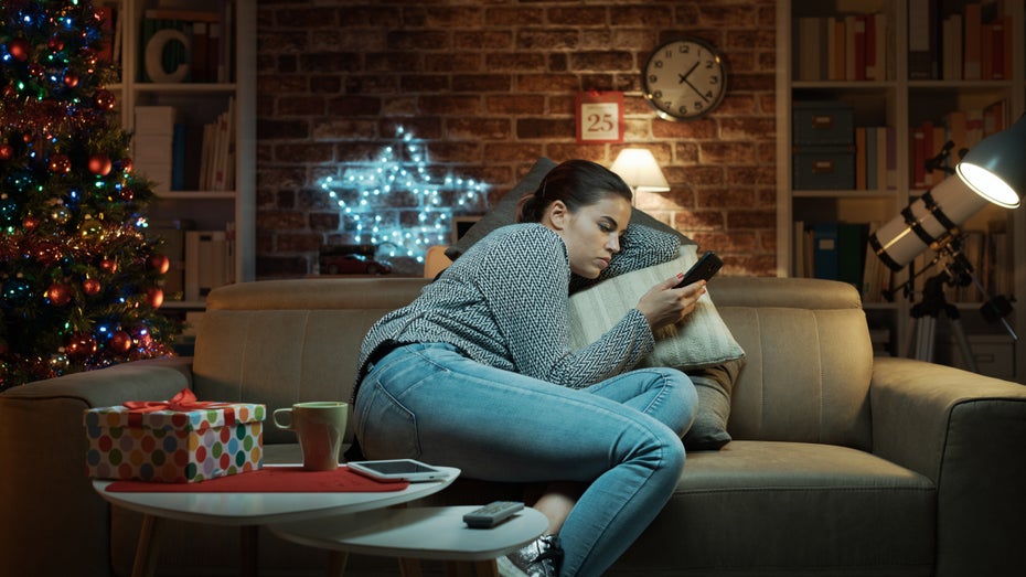 Heiligabend: 82 Prozent können selbst jetzt nicht ohne Smartphone – das ist der Grund Heiligabend: 82 Prozent können selbst jetzt nicht ohne Smartphone – das ist der Grund