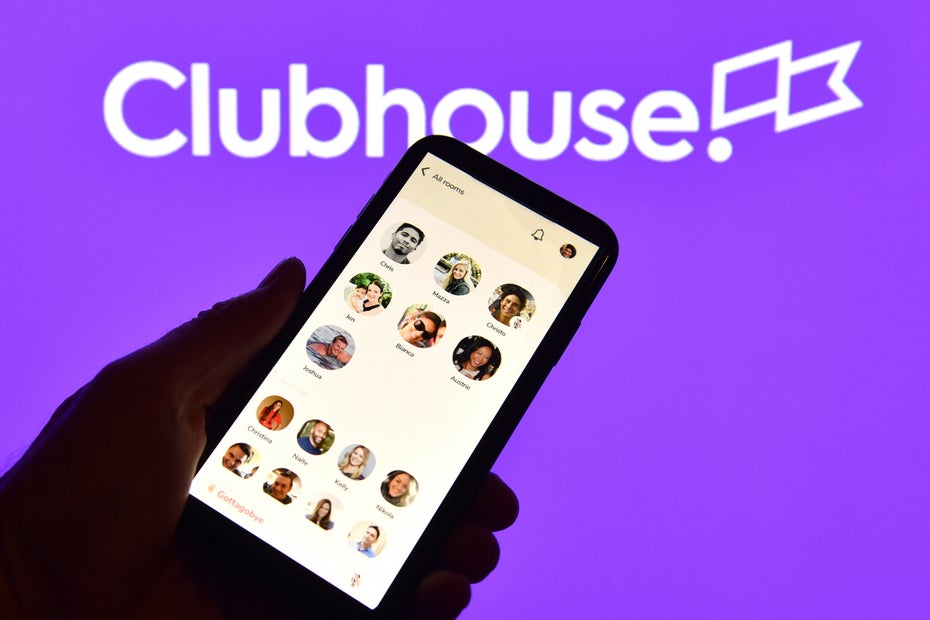 Die Hype-App Clubhouse legt Schattenprofile an – und Datenschützer sind nicht begeistert. (Foto: dpa)