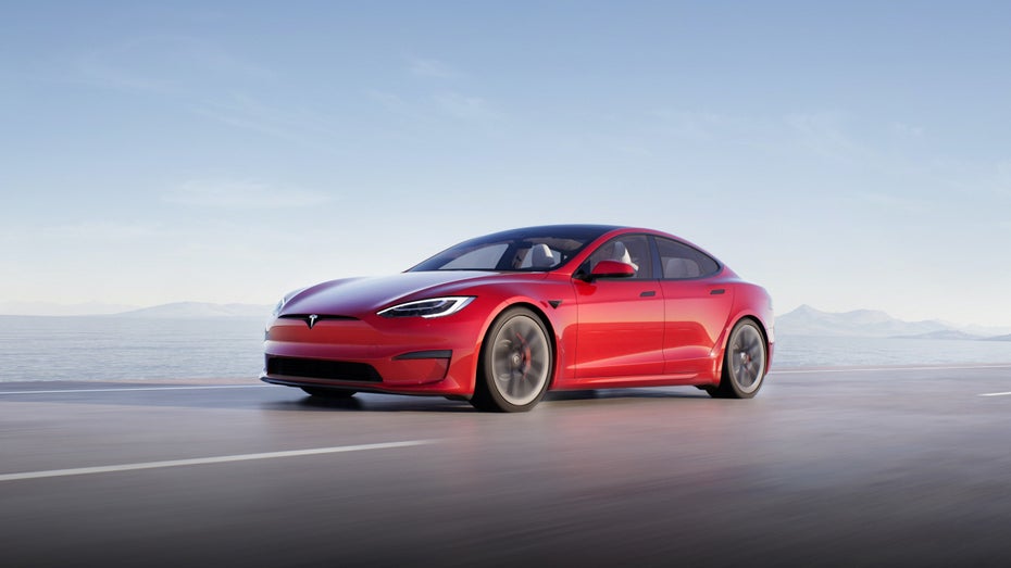 Elon Musk: Tesla Model S bietet Gaming auf PS5-Niveau