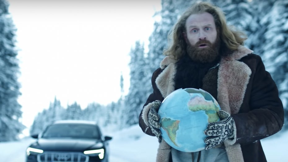 Kristofer Hivju aus Games of Thrones setzt in Audis Antwort auf sanfte Töne. (Screenshot Audi/ t3n) Werbespot-Duell: Audi und Ford antworten auf „No way Norway“ von GM