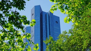Deutsche Bank fordert die großen Payment-Anbieter heraus