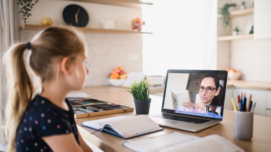 Zoom: So entging eine 8-jährige tagelang dem Homeschooling Zoom: So entging eine 8-jährige tagelang dem Homeschooling