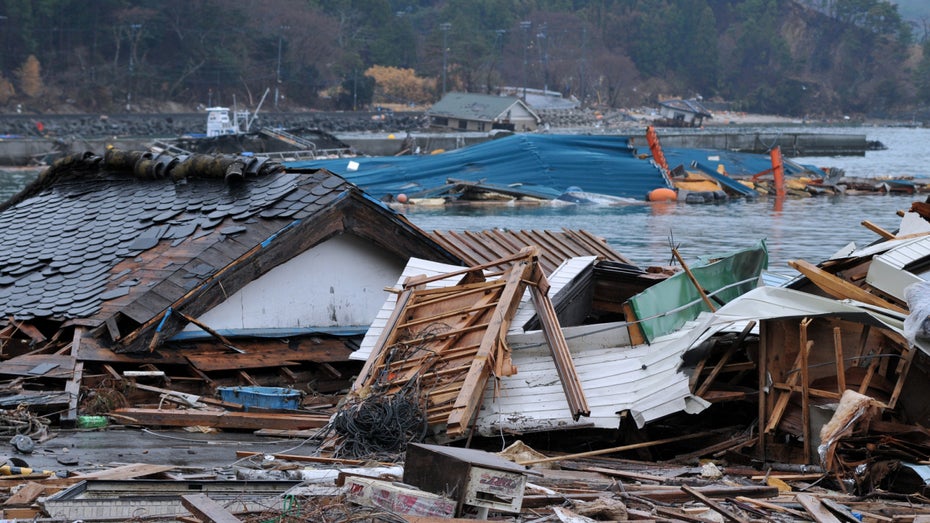 Supercomputer gegen Tsunamis: KI-Modell sagt Flutwellen fast in Echtzeit voraus Supercomputer gegen Tsunamis: KI-Modell sagt Flutwellen fast in Echtzeit voraus