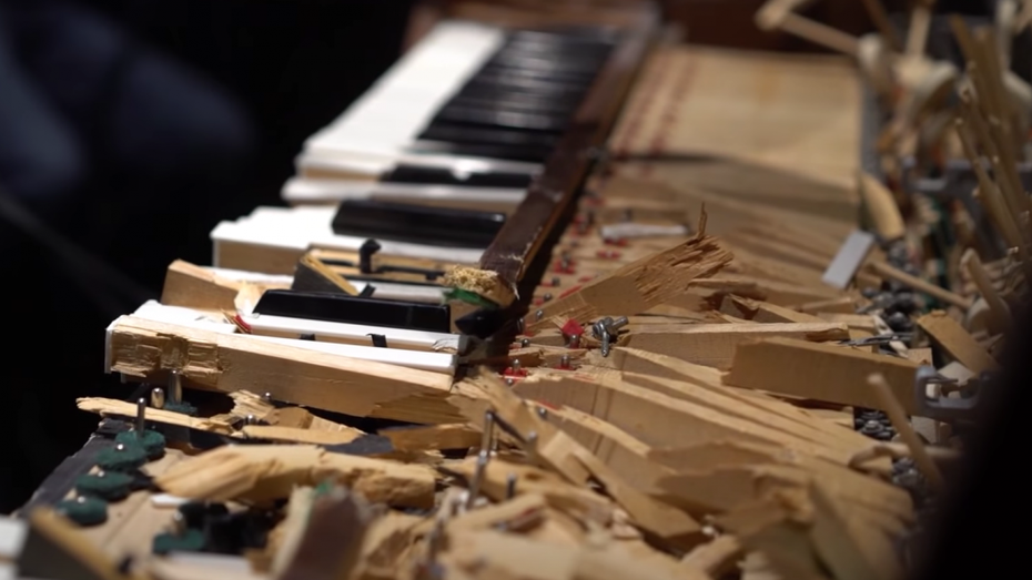 Games-Entwicklung: Dieses Klavier wurde für ein Videospiel zerstört