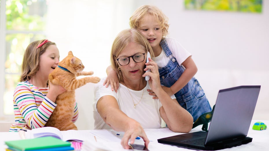 Verzweifelt im Homeschooling-Office: New Yorker Hotline lässt Frauen schreien
