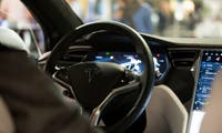 „Open Butthole“: Diese kuriosen Funktionen versteckt Tesla in seinen Autos