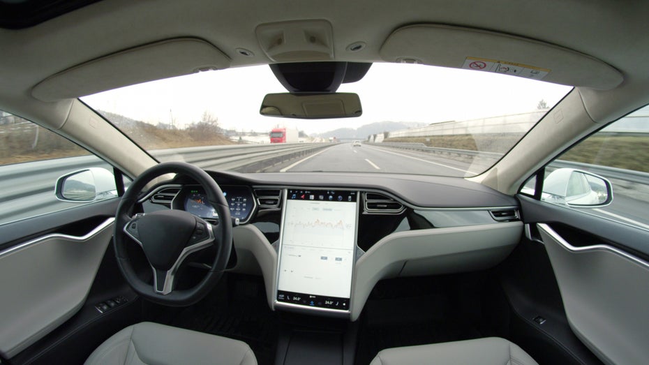 Überwachung: Verbraucherschützer kritisieren Teslas Innenraumkameras