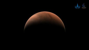 Wassereis unter Marsoberfläche? Forscher entdecken seltsame Gletscherformation