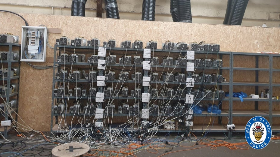 Illegal Strom abgezapft: Angebliche Hanfplantage erweist sich als Bitcoin-Mining-Farm