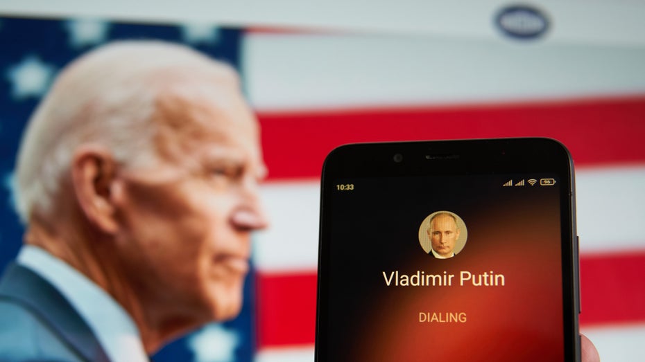 Druck auf Putin: Biden fordert Maßnahmen gegen Hackerangriffe Druck auf Putin: Biden fordert Maßnahmen gegen Hackerangriffe