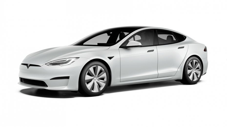 Tesla-Kunde verklagt Tesla, bekommt Recht. Jetzt verklagt Tesla den Kunden. (Screenshot: Tesla) Verleumdung? Tesla verklagt Model-S-Besitzer