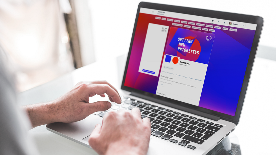 Morgen startet die DMEXCO – und die Red Stage könnt ihr hier bei t3n streamen! (Foto: DMEXCO) DMEXCO-Website ist auf einem Laptop geöffnet