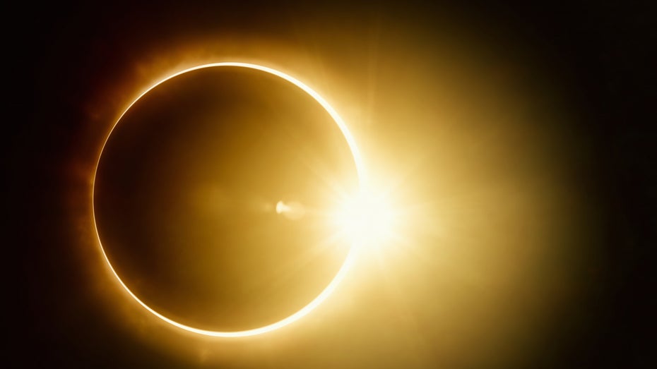 Sonnenfinsternis 2021: So siehst du den „Feuerring“ am 10. Juni im Livestream Sonnenfinsternis 2021: So siehst du den „Feuerring“ am 10. Juni im Livestream