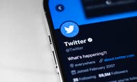 Blauer Haken: Twitter nimmt wieder Anfragen entgegen