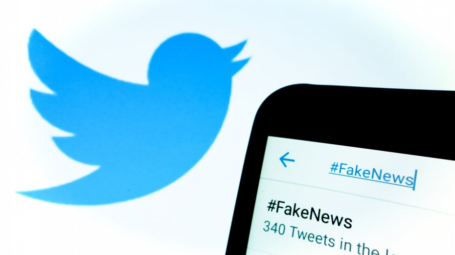 Twitter testet Labels für falsche oder irreführende Tweets Twitter testet Labels für falsche oder irreführende Tweets