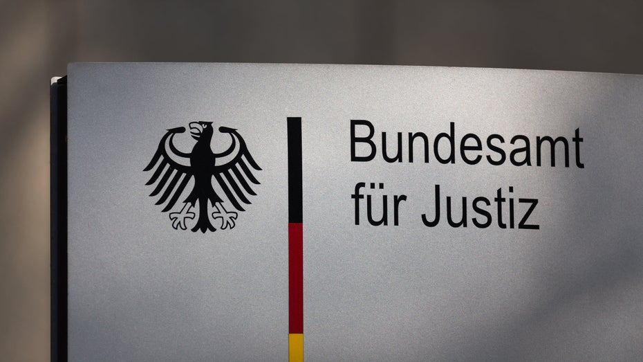 Das Bundesamt für Justiz ermittelt gegen Telegram. (Foto: Tobias Arhelger / Shutterstock.com) Per Post nicht erreichbar: Bundesamt macht Schreiben an Telegram öffentlich
