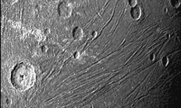 Nasa-Sonde Juno knipst Ganymed „von ganz nah“