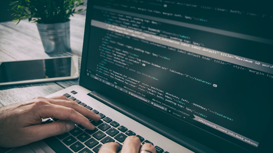 Nach einer Kündigung das Löschen der Zugangsdaten nicht vergessen. (Foto: REDPIXEL.PL/Shutterstock) Kündigung mit Folgen: IT-Firma zahlt 630.000 Euro für vergessene Zugangsdaten