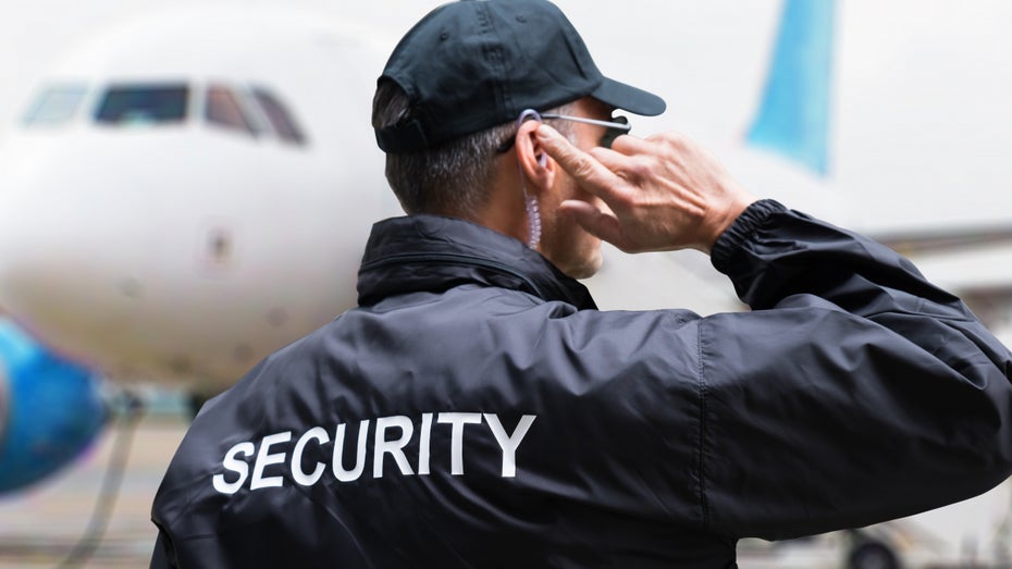 Airdrop-Prank mit Folgen: Flugzeug muss evakuiert werden Airdrop-Prank mit Folgen: Flugzeug muss evakuiert werden