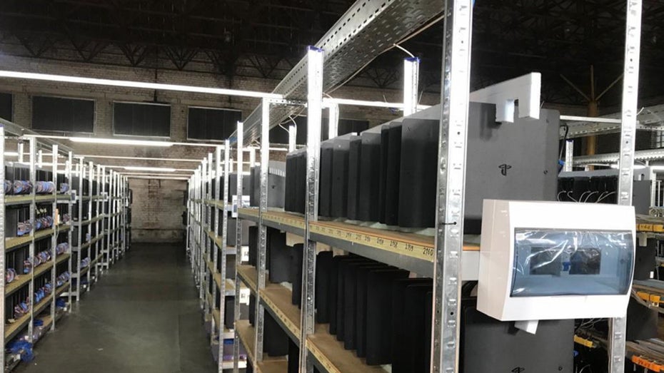 PS4-Mining: Kryptominer in der Ukraine schürften mit Konsolen nach Bitcoin und Co PS4-Mining: Kryptominer in der Ukraine schürften mit Konsolen nach Bitcoin und Co