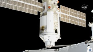 Drama auf der ISS: Russisches Modul dockt an – und dreht plötzlich auf