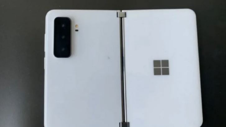 Surface Duo 2: Leaks zeigen großen Kamerabuckel und bessere Ausstattung Surface Duo 2: Leaks zeigen großen Kamerabuckel und bessere Ausstattung