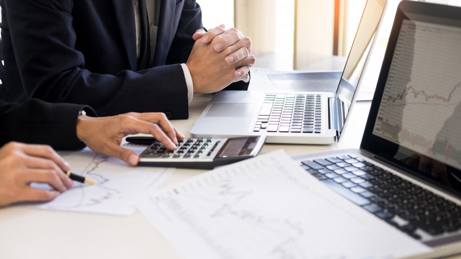 Die richtige Pricing-Strategie wird zu einem immer relevanteren Kriterium. (Foto: Indypendenz / shutterstock) Transparente Pricing-Strategie: Basis für echte Zusammenarbeit