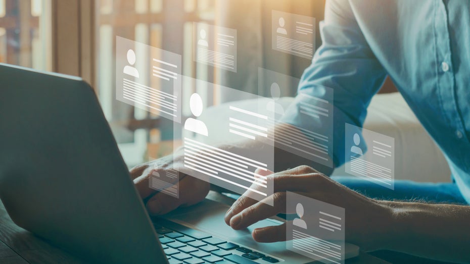 In New York soll KI nur unter Auflagen Bewerber:innen auswählen dürfen. (Foto: Song_about_summer / Shutterstock) Bias-Prüfung: New York erlässt Auflagen für Recruiting-KI