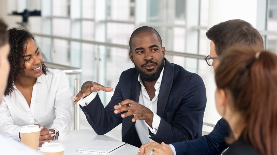 Wie Thought-Leadership B2B-Entscheider:innen beeinflusst Wie Thought-Leadership B2B-Entscheider:innen beeinflusst
