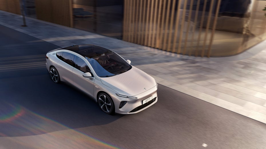 Der Nio ET7 ist der erste E-Wagen mit Wechselakku, der auf den deutschen Markt kommt. Ende 2022 soll es so weit sein. (Bild: Nio) Nio: Erste Akku-Wechselstationen in Deutschland geplant