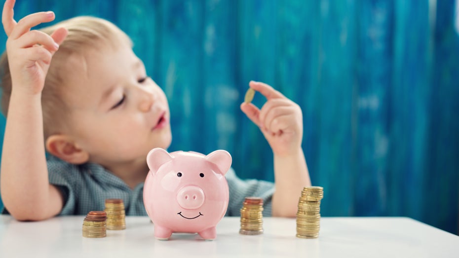 Kinder und Geld: Wie viel kostet der Nachwuchs und wie können Eltern vorsorgen? (Foto: shutterstock/LeManna) Kinder bekommen: 5 Tipps für die finanzielle Absicherung