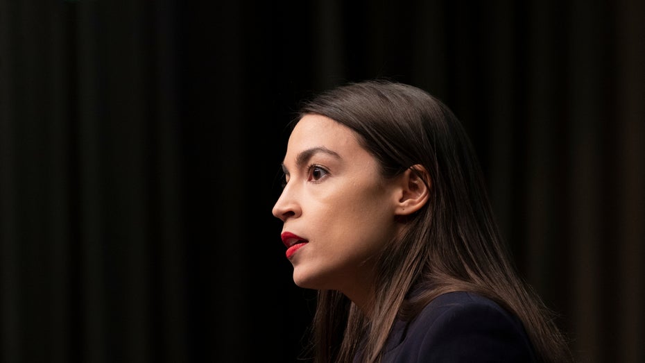 US-Politikerin Alexandria Ocasio-Cortez. (Foto: lev radin / Shutterstock) „Krebs für die Demokratie“: Ocasio-Cortez kritisiert Facebook nach Meta-Rebranding