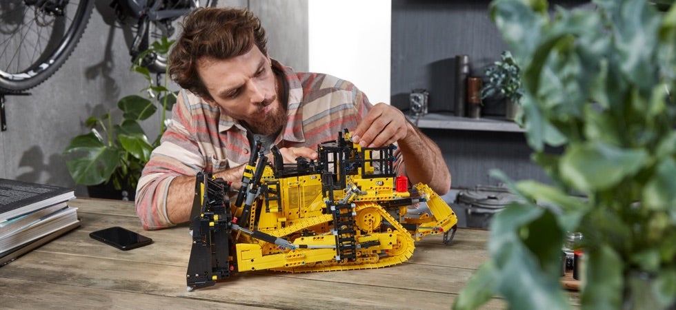 Lego für Erwachsene: Cat 11 D Bulldozer