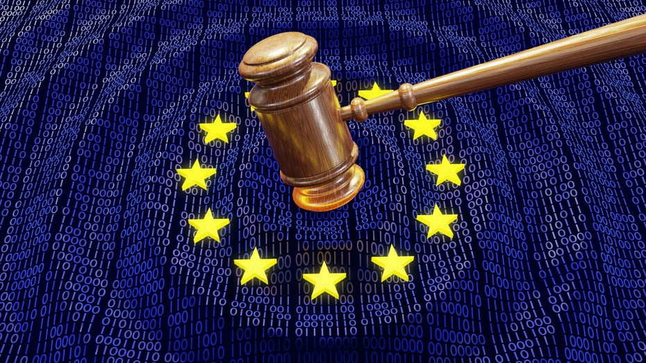 Die Chatkontrolle könnte zur Aufweichung der Privatsphäre führen – und das gewünschte Ergebnis verfehlen. (Grafik: mixmagic/ Shutterstock) EU plant Chatkontroll-Gesetz: Auf dem Weg zur Massenüberwachung?