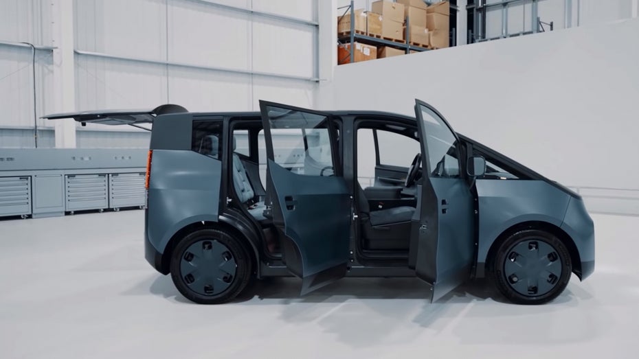 Das Auto entwickelte das britische Startup Arrival mit Uber-Fahrer:innen zusammen. (Screenshot: Arrrival/ t3n) Arrival Car: So soll das Londoner Uber-Auto der Zukunft aussehen