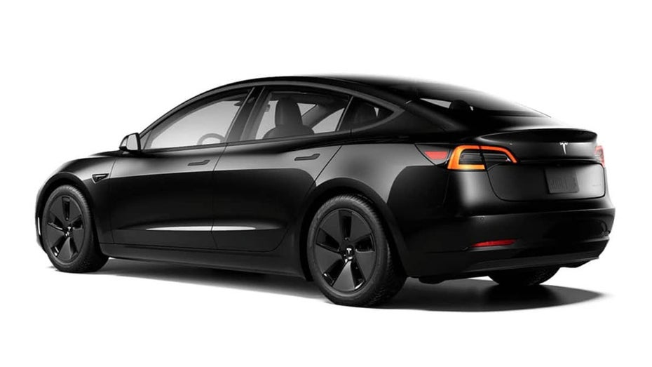 2021er Model 3: Tesla stattet neue Vorführwagen mit 4 Jahre alten Akkus aus 2021er Model 3: Tesla stattet neue Vorführwagen mit 4 Jahre alten Akkus aus