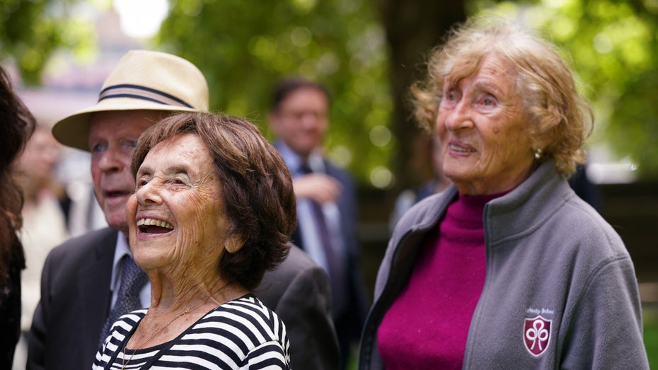 Lily Ebert im Juli 2021 beim UK Holocaust Memorial. (Foto: picture alliance / empics | Yui Mok) Die älteste Tiktok-Influencerin ist 98 und hat eine wichtige Message
