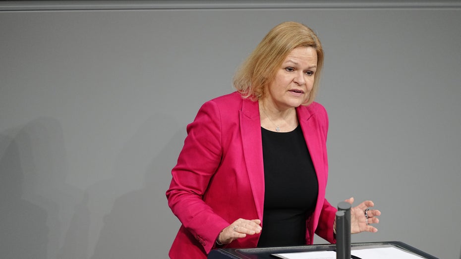 Faeser: Deutsche Unternehmen vor Cyber-Angriffen gewarnt Faeser: Deutsche Unternehmen vor Cyber-Angriffen gewarnt