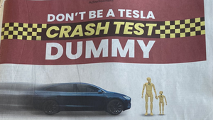 Stammt die negative Tesla-Anzeige in der New York Times von der Konkurrenz?