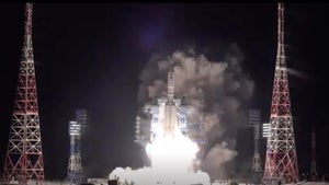 Russische Perseus-Rakete gerät außer Kontrolle und stürzt auf die Erde zurück
