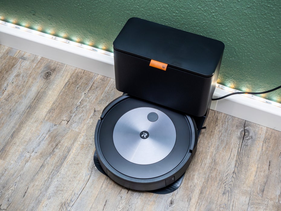 iRobot Roomba j7+ mit Absaugstation