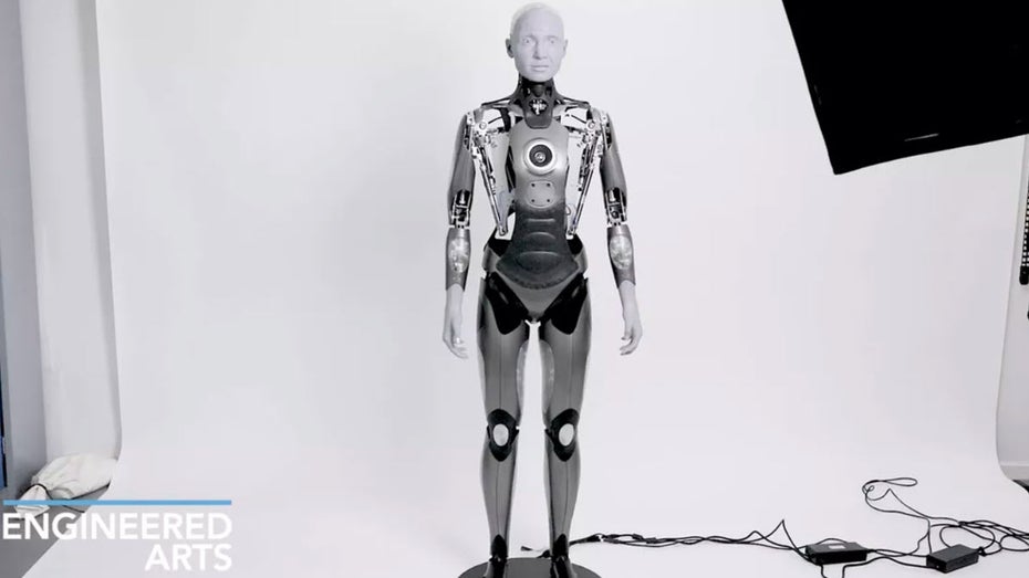 Creepy: Roboter-Lady Ameca gibt ein Interview auf der CES 2022