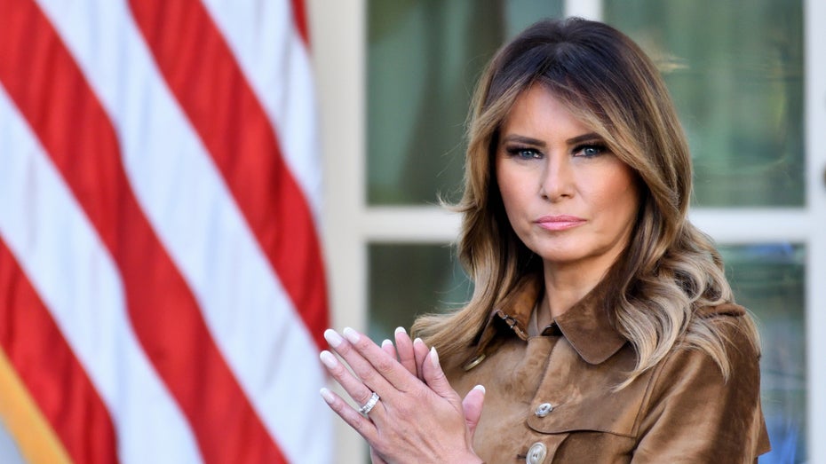 Melania Trump: Auktion geht wegen Krypto-Kurssturz in die Hose Melania Trump: Auktion geht wegen Krypto-Kurssturz in die Hose