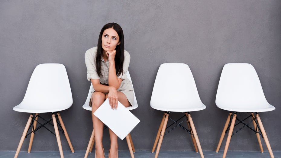 Nachdenken über einen Jobwechsel? Das ist in diesem Jahr für etwas mehr Frauen als Männer in Deutschland ein Thema, wie die aktuelle Xing-Studie zeigt. (Foto: G-Stock Studio / Shutterstock) Xing-Studie: 4 von 10 Erwerbstätigen denken über Jobwechsel nach – Wechselbereitschaft steigt