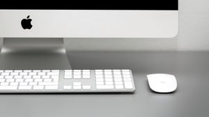 Neues Mac-Update MacOS Monterey 12.2 entlädt Computer über Nacht