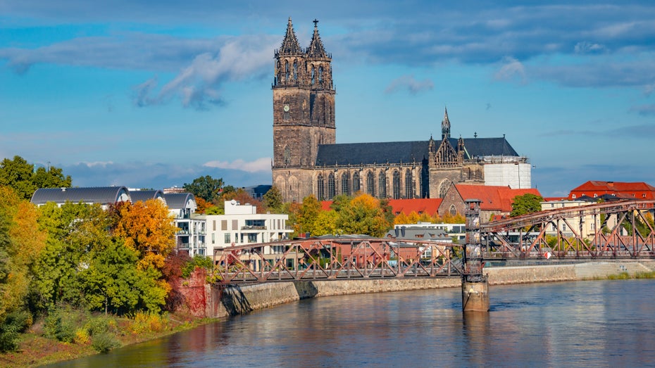 Intel goes Magdeburg: Chipfabrik soll tausende Jobs bringen Intel goes Magdeburg: Chipfabrik soll tausende Jobs bringen