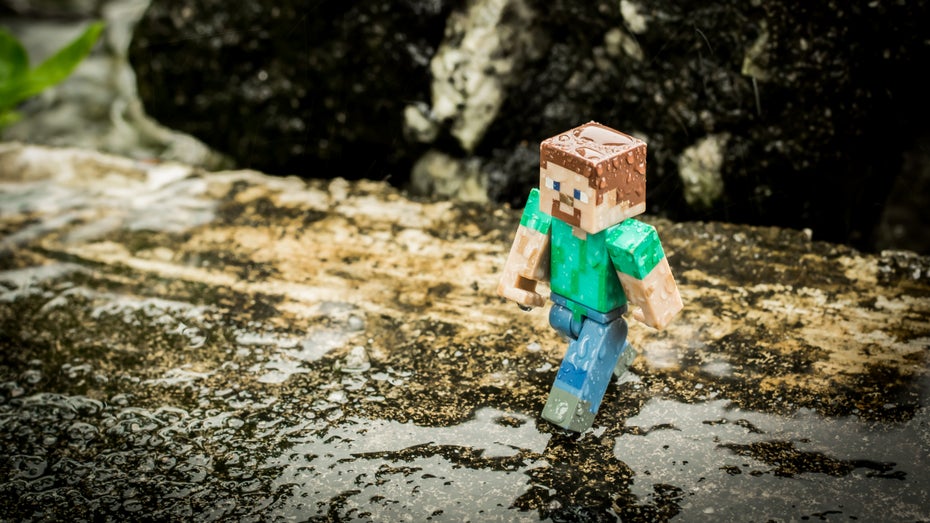 Jugendlicher wird wegen geplantem Terrorismus in Minecraft verurteilt. (Bild: Shutterstock/ mkfilm) Minecraft-Gamer muss 5 Jahre ins Gefängnis – weil er Gebäude in die Luft sprengte